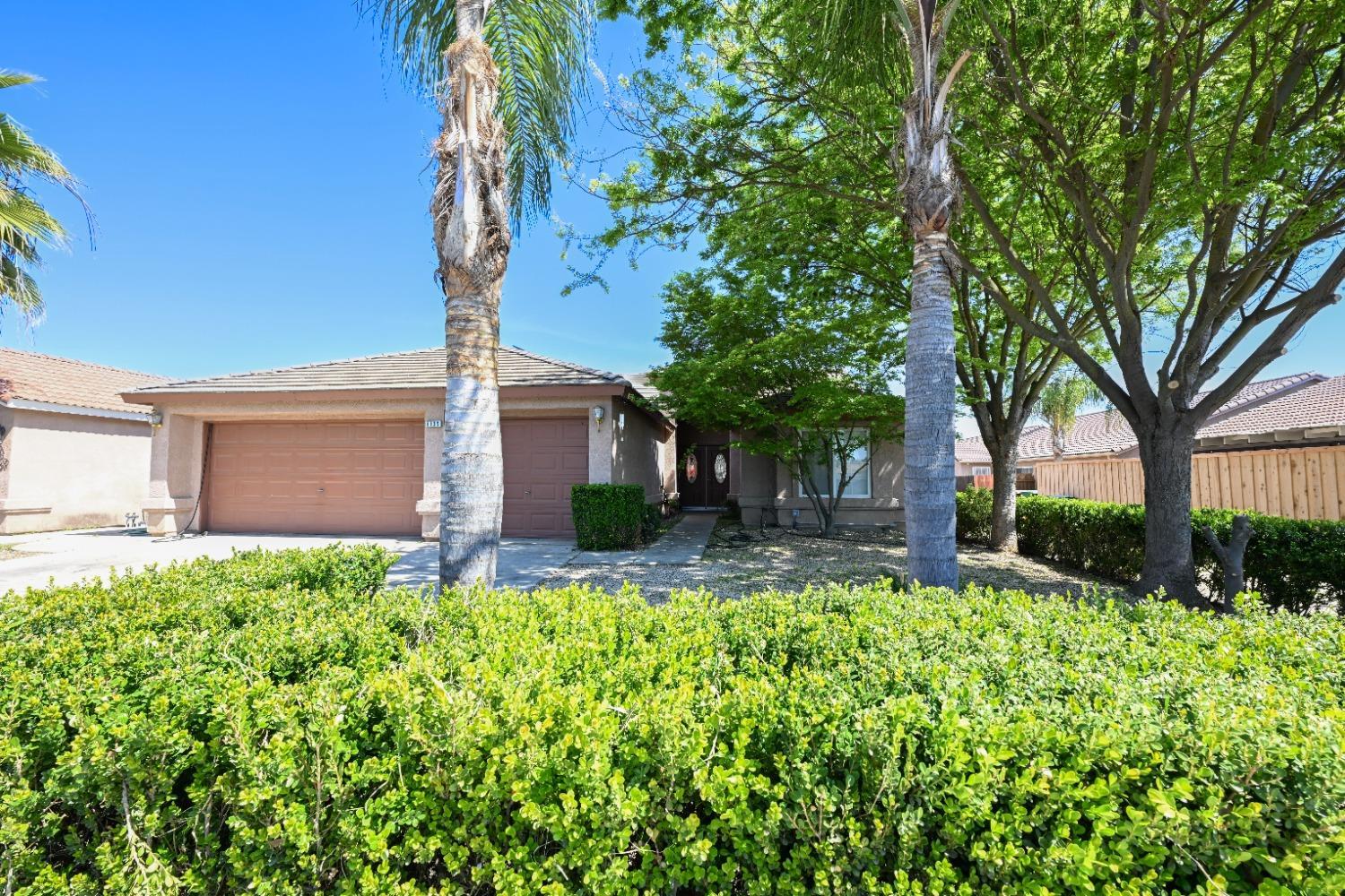 1135 Raffer Johnson Dr