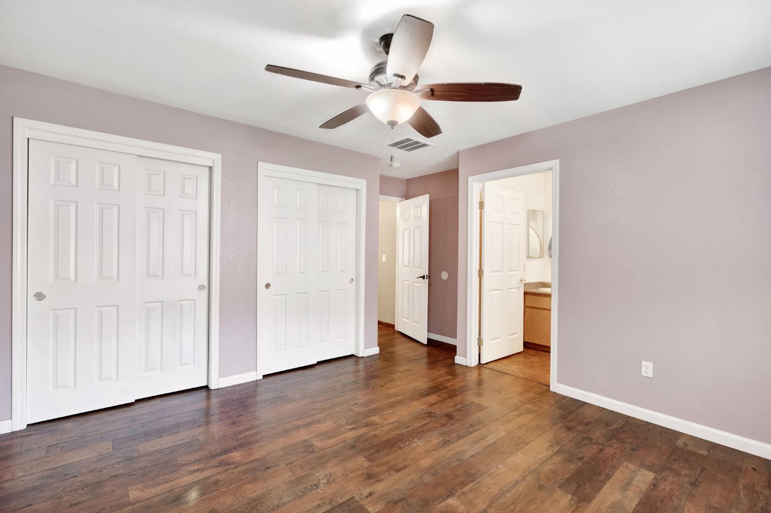 1350 E Jefferson Ct, Reedley, CA 93654