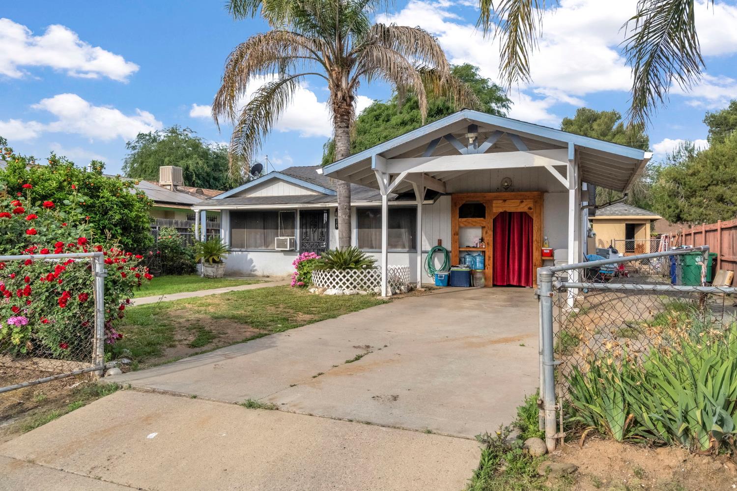 125 12Th St, Orange Cove, CA 93646