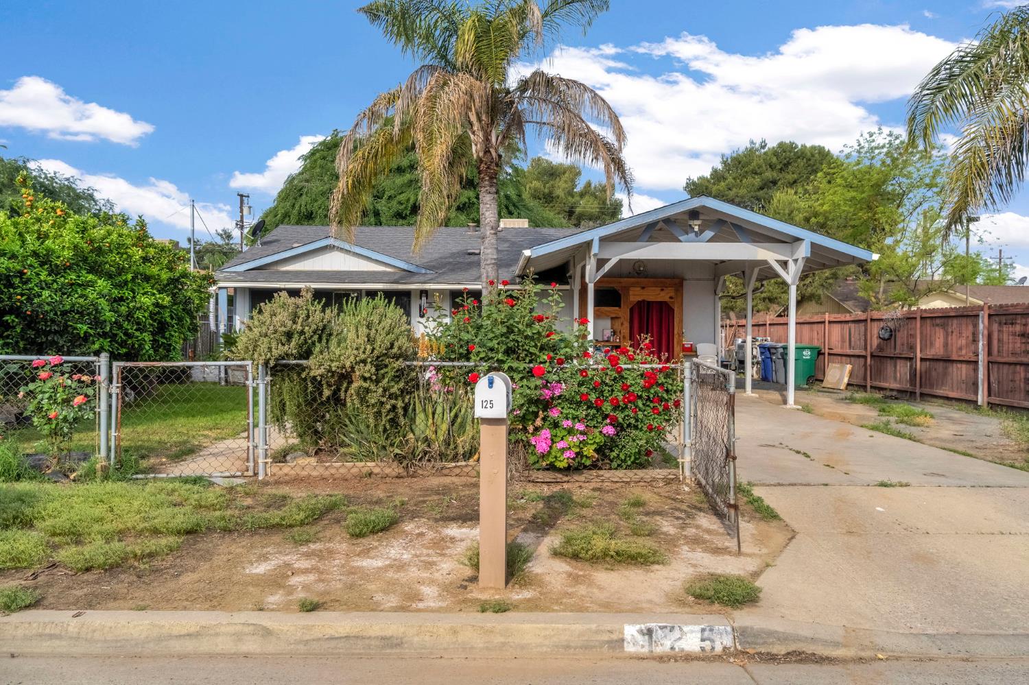 125 12Th St, Orange Cove, CA 93646